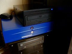 据え置きDVDプレーヤーとして使うか？ドライブとして使うか？それが問題だ。