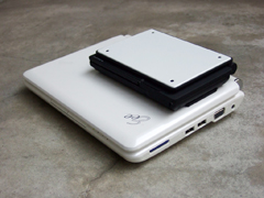 Eee PC 901-Xとの比較