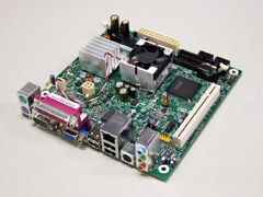 Intel BOXD945GCLF2／背面