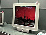 シャープ：20インチ液晶モニタ