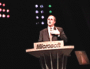 Microsoftのコンシューマ製品戦略を統括するクレイグ・マンディ上級副社長