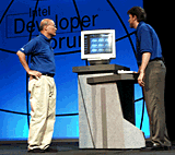 Pentium IIを800MHzで動かすデモ