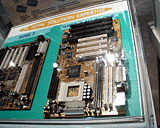 評価用マザーボード（UT85C521搭載）